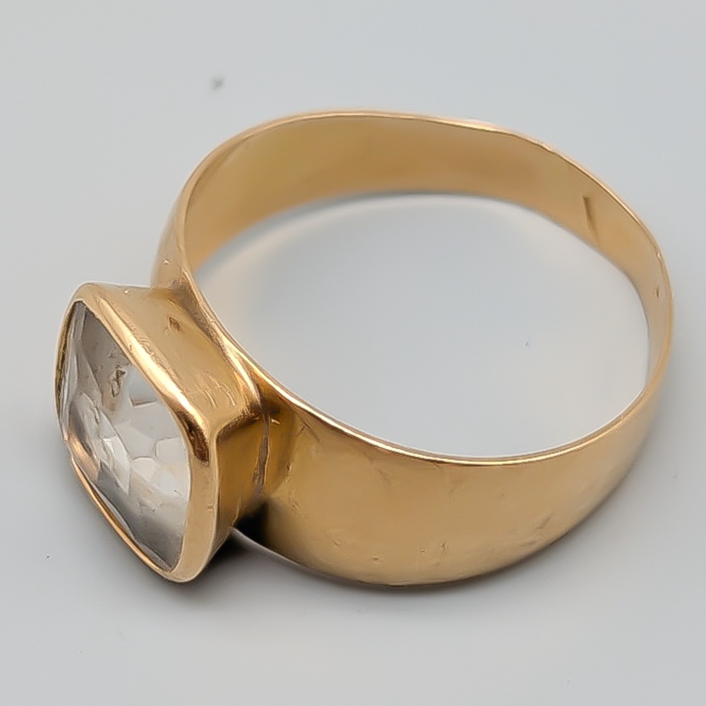 Ring i Guld med Vit Sten 18K 3.31g 18.75mm - Bild 2