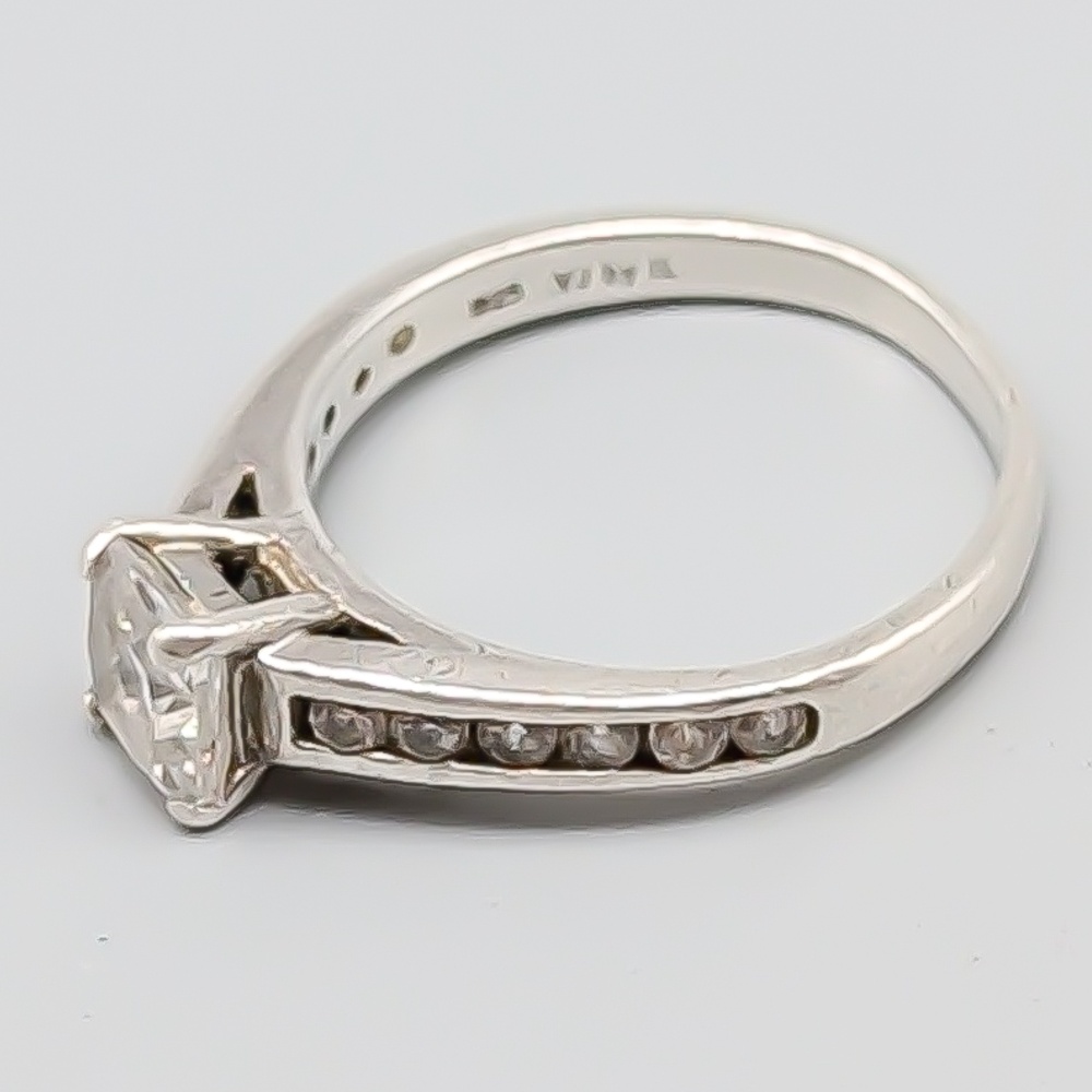 Ring i Silver med Vita Stenar S925 3.44g 17.75mm - Bild 3