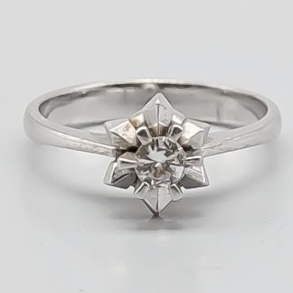 Diamantring i Vitguld 18K 3.38g 16.5mm