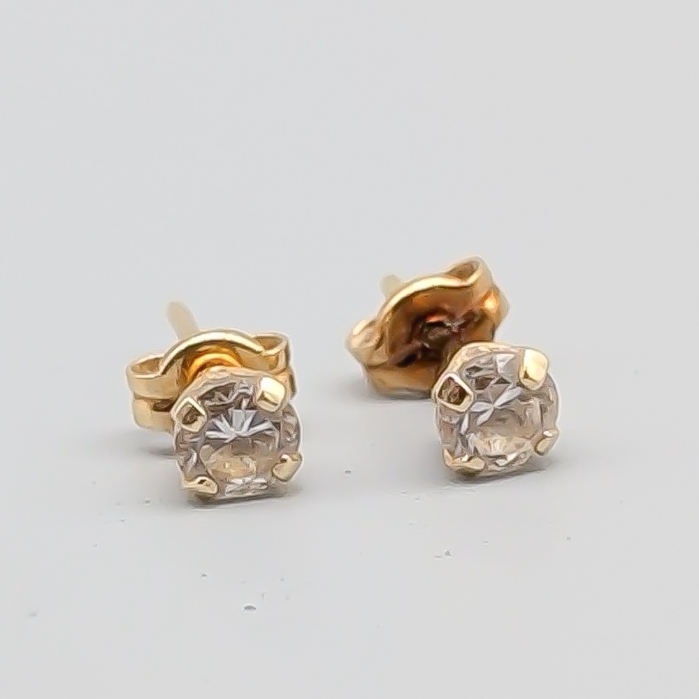 Örhängen i Guld med Vita Stenar 14K 0.58g 4mm