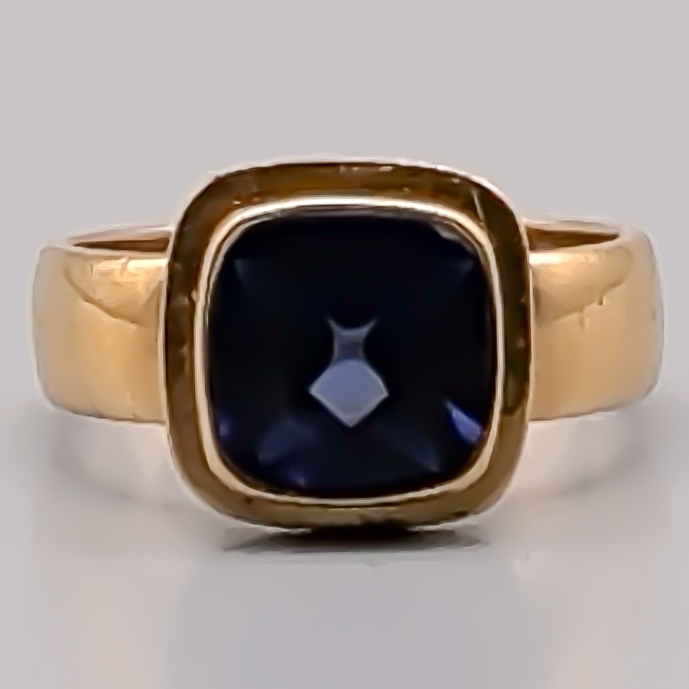 Ring i Guld med Blå Sten 18K 7.13g 18mm