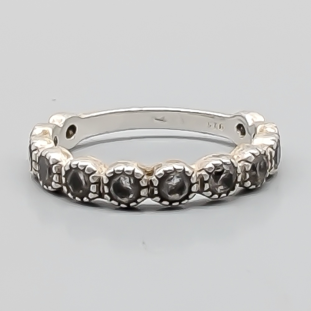 Ring i Silver med Vita Stenar S925 2.15g 17mm
