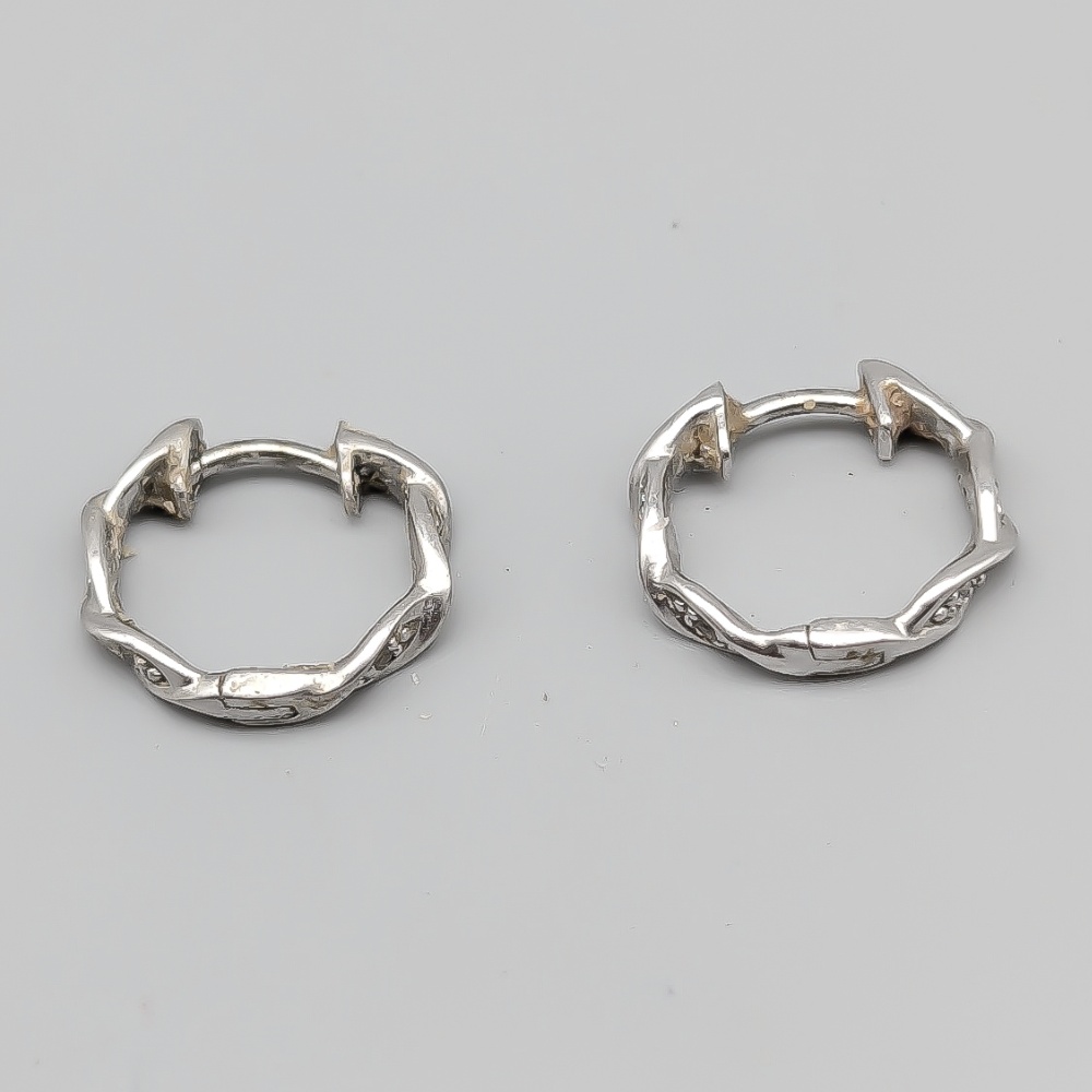 Creoler i Silver med Vita Stenar S925 2.3g 16mm