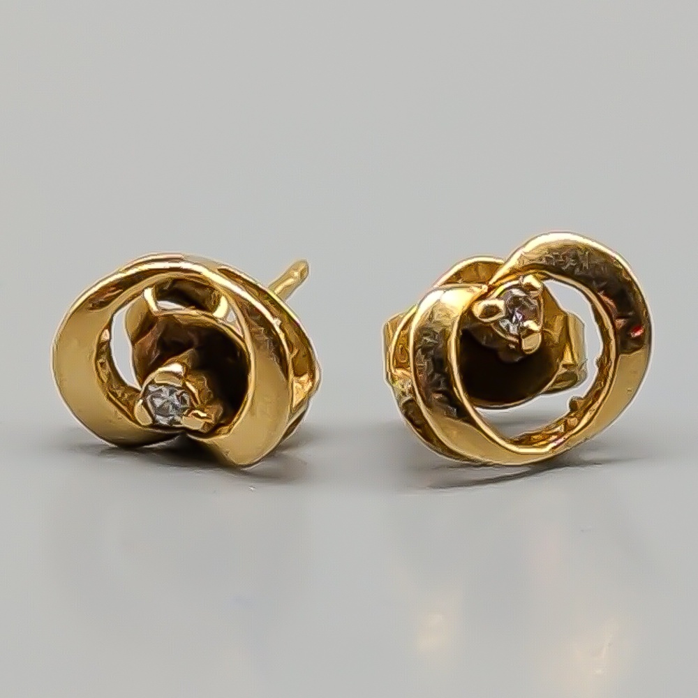 Diamantörhängen i Guld 18K 1.71g 10mm