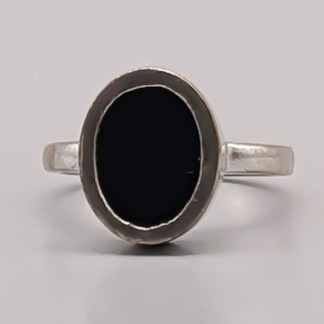 Ring i Silver med Svart Sten S925 4.92g 18.75mm