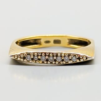 Ring i Förgyllt Silver med Vita Stenar S925 3.09g 17.75mm