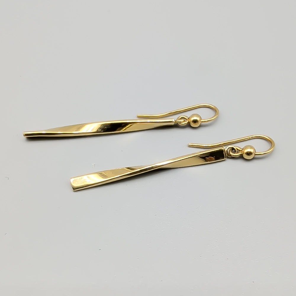 Örhängen i Guld 18K 2.02g 47mm