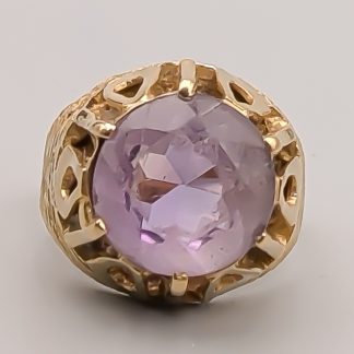 Ring i Guld med Lila Sten 18K 4.42g 14.5mm