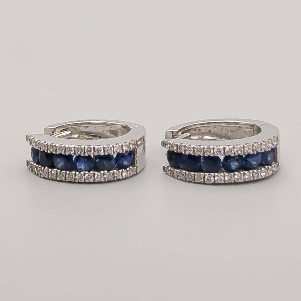 Creoler i Vitguld med Diamanter och Blå Stenar 18K 3.89g 13mm
