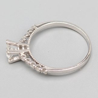 Solitärring i Vitguld med Diamanter-0