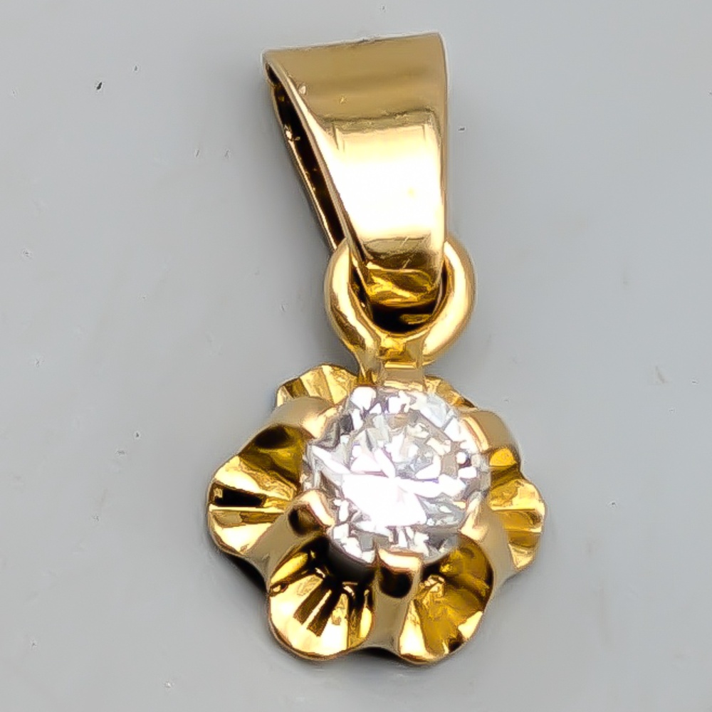 Diamanthänge i Guld 18K 0.95g 9mm