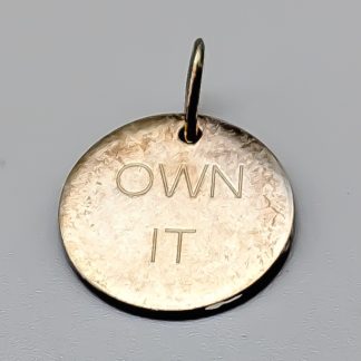Hänge i Silver Bokstav "L" "Own It" S830 1.46g 14mm