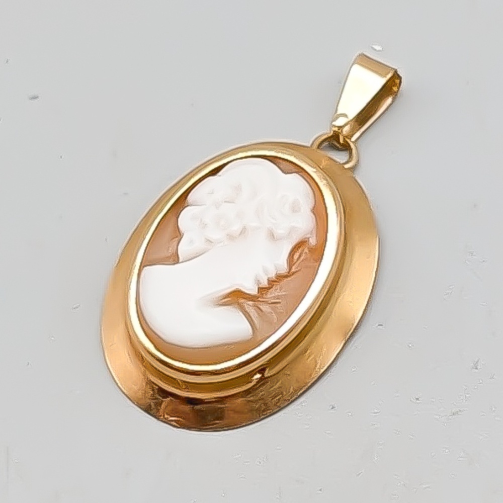 Hänge i Guld med Kamé 18K 1.19g 20mm - Bild 2
