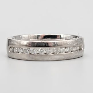 Alliansring i Vitguld med Diamanter-2