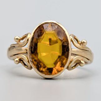 Ring i Guld med Gul Sten-1