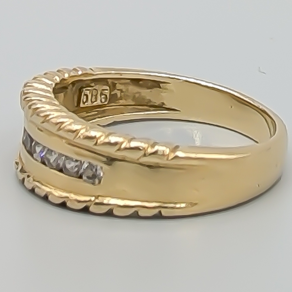 Ring i Guld med Vita Stenar 14K 4.05g 17.25mm - Bild 2