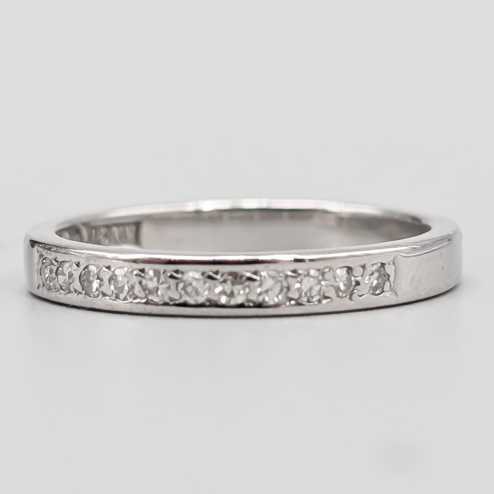 Alliansring i Vitguld med Diamanter-2