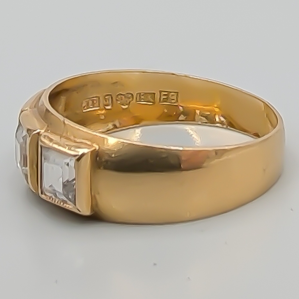 Ring i Guld med Vita Stenar 18K 1.72g 16.5mm - Bild 2