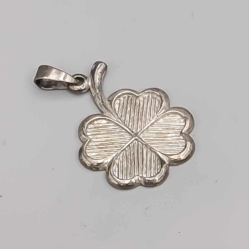 Hänge i Silver Fyrklöver S925 2.15g 25mm