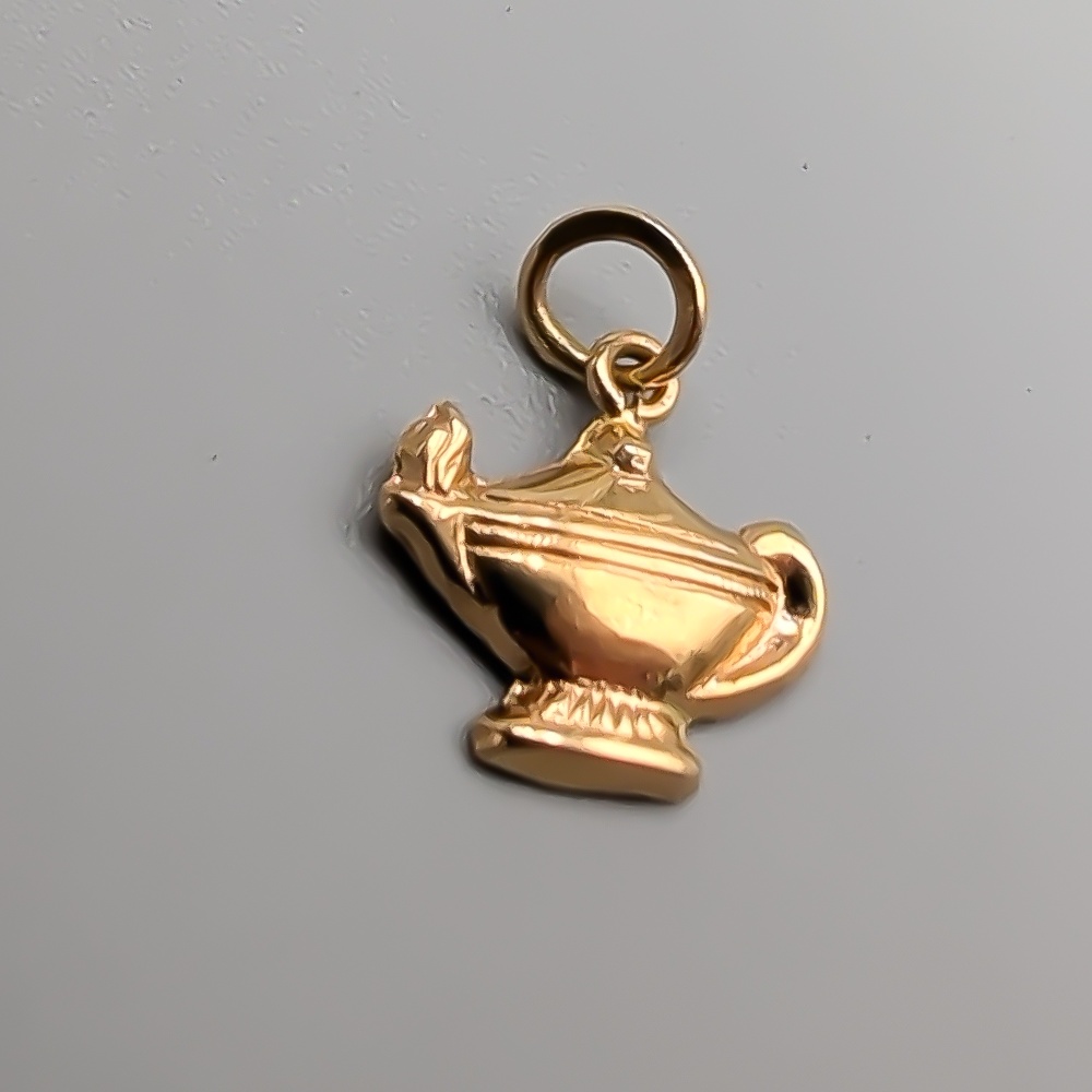 Hänge i Guld Lampa 18K 0.42g 11mm - Bild 2