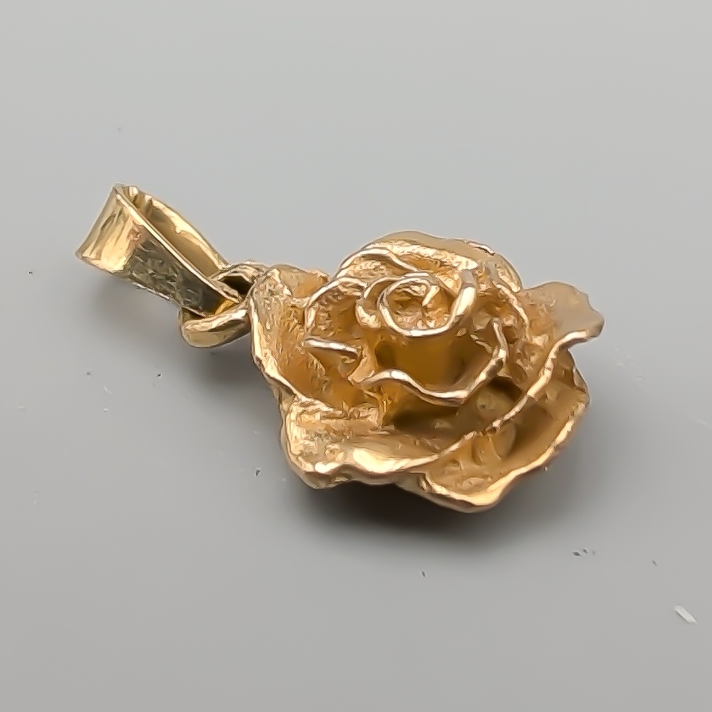 Hänge i Guld Ros 18K 2.61g 17mm