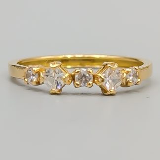 Ring i Guld med Vita Stenar 18K 1.07g 18.75mm