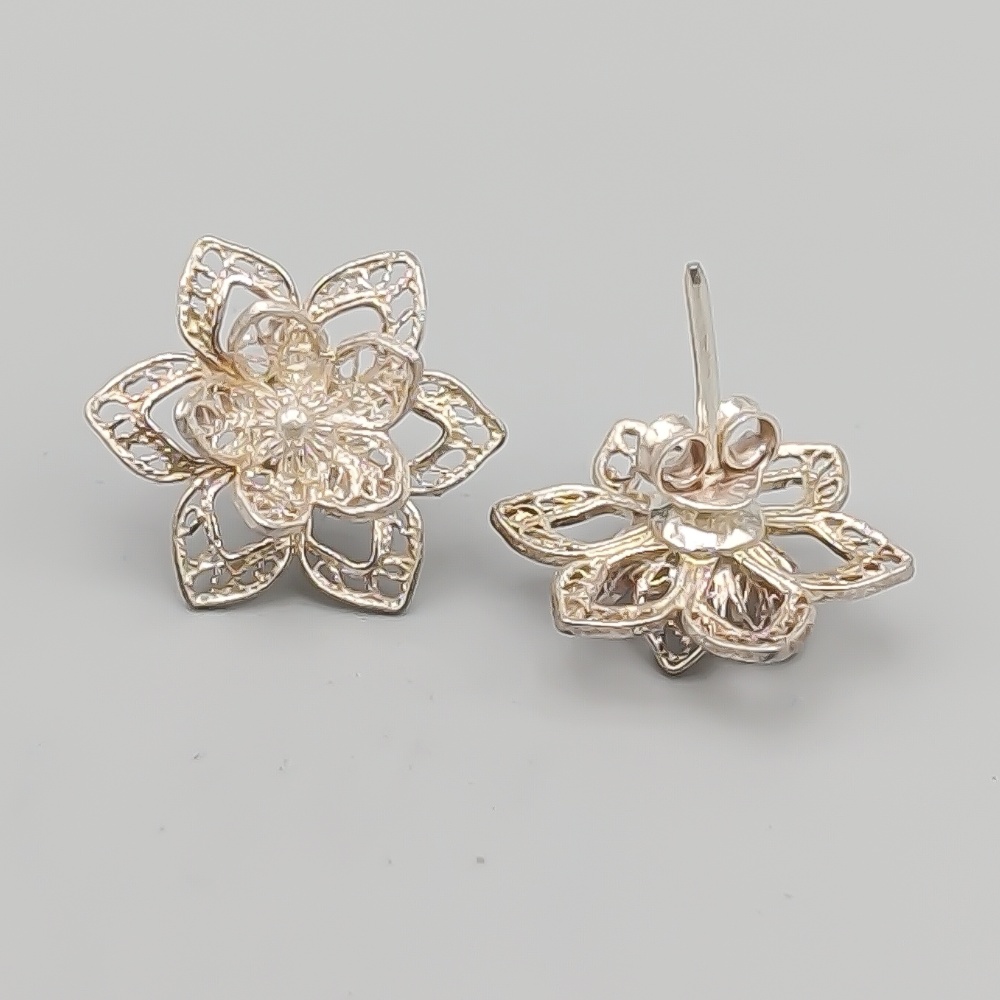 Örhängen i Silver Blommor Filigran S925 2.55g 16mm - Bild 2