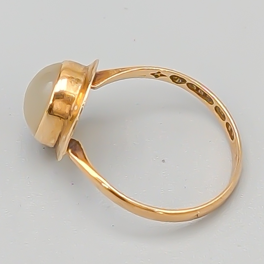 Ring i Guld med Sten 14K 1.77g 16.25mm - Bild 2
