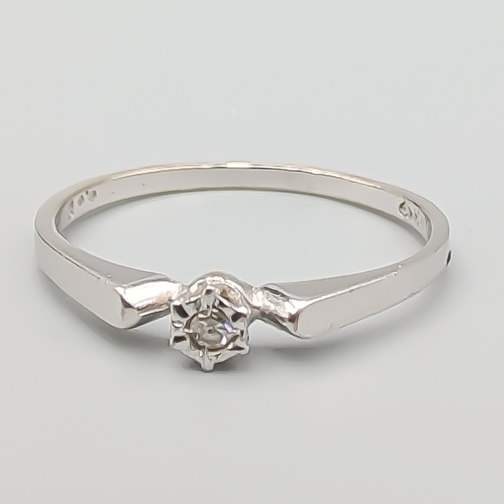 Smycka Solitärring i Vitguld med Diamant 18K 1.45g 16.5mm