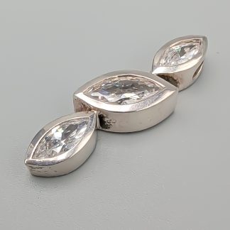 Hänge i Silver med Vita Stenar S925 6.08g 34mm