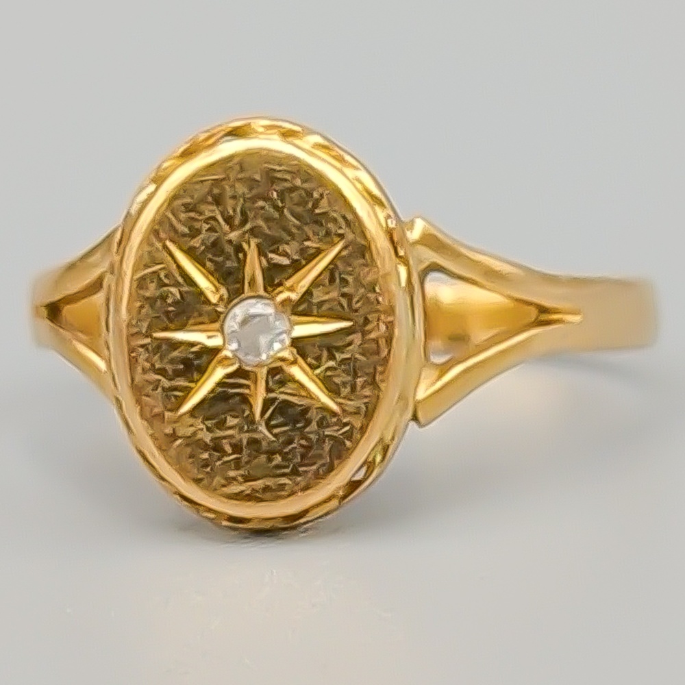 Ring i Guld med Vit Sten 18K 2.29g 17.5mm