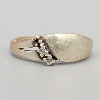 Ring i Silver med Vita Stenar S830 1.95g 18mm