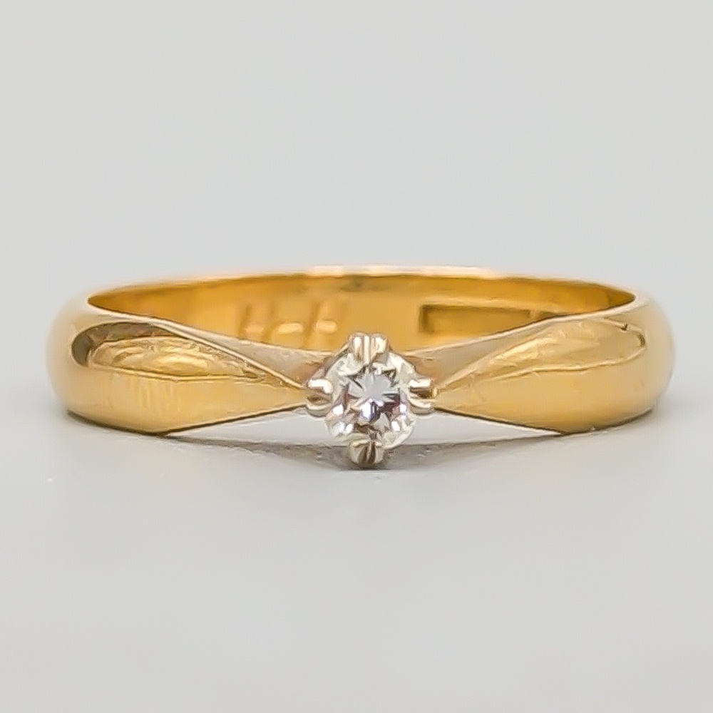 Solitärring i Flerfärgat Guld med Diamant 18K 4.34g 18.25mm