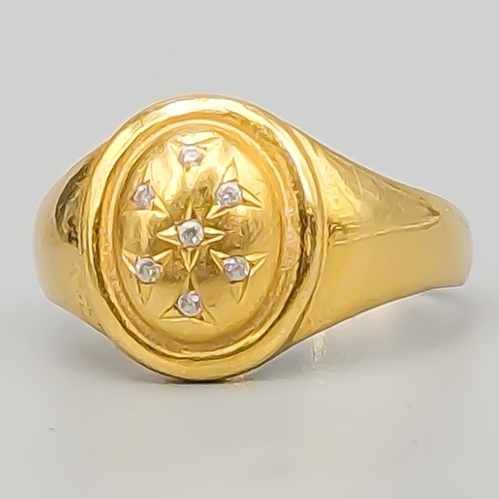 Klackring i Guld med Vita Stenar 18K 6.6g 21.75mm