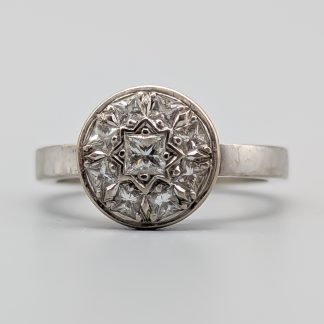 Engelbert Diamantring i Vitguld 18K 6.54g 18.75mm