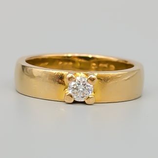 Diamantring i Guld 18K 8.26g 0mm