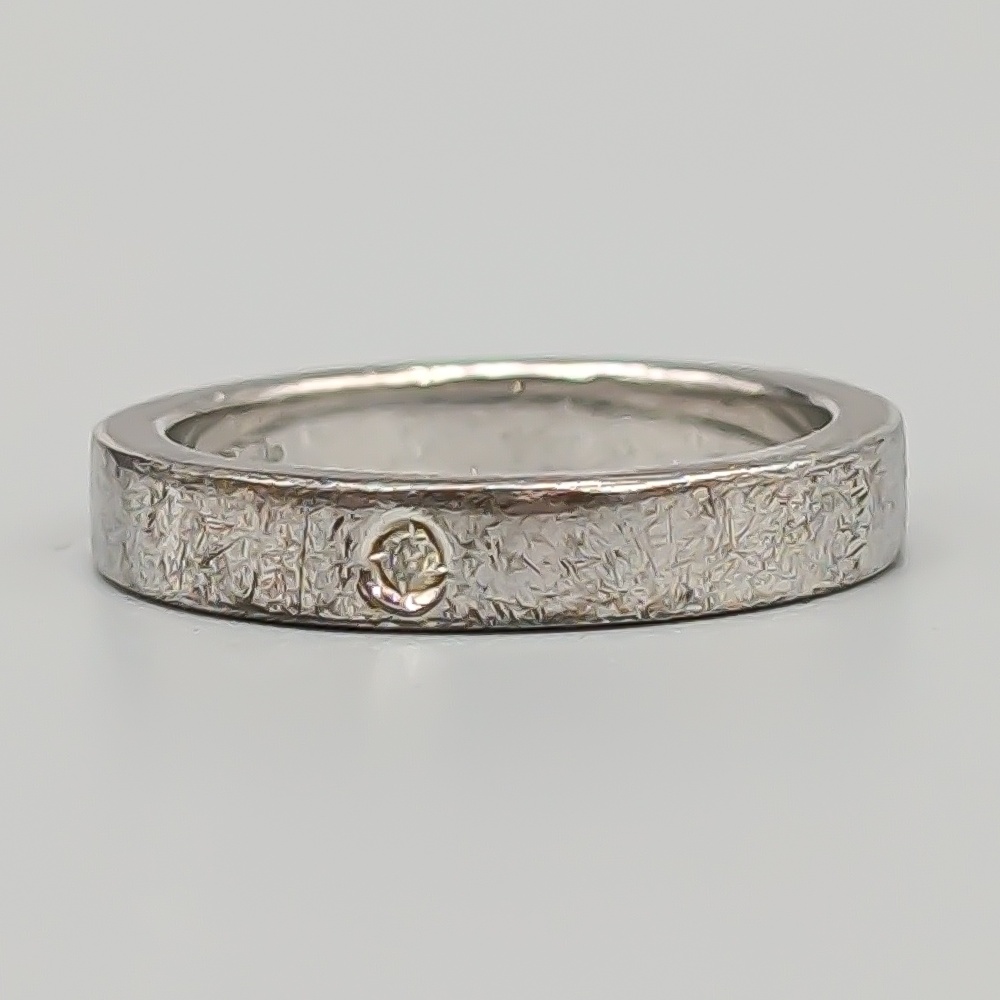 Slät ring i Silver med Diamant S925 4.87g 18mm