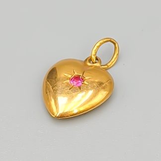 Hänge i Guld Hjärta med Rosa Sten 18K 0.65g 13mm