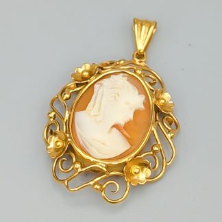 Hänge i Guld med Kamé 18K 4.69g 33mm