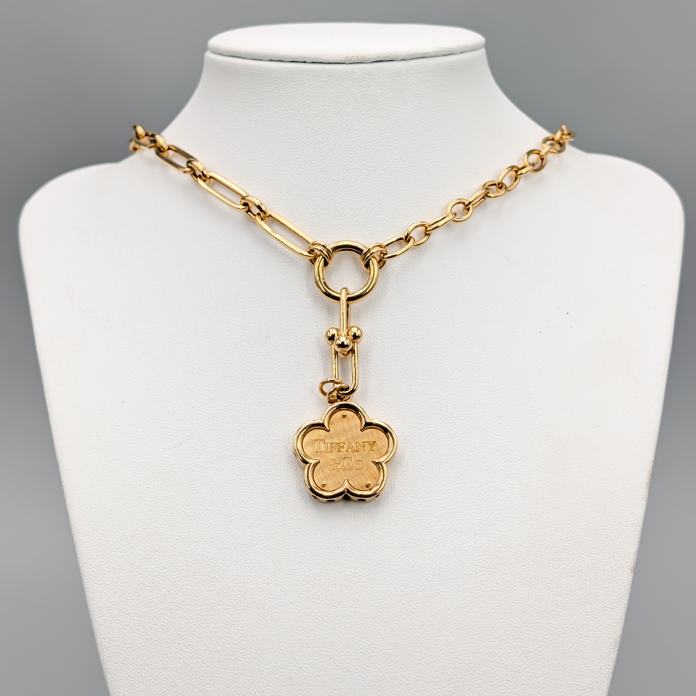 69cm Halsband i Guld med Hänge 18K 32.05g